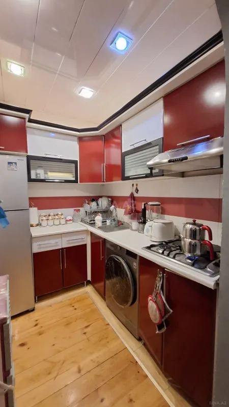 Satılır 2 otaqlı mənzil 60 m²