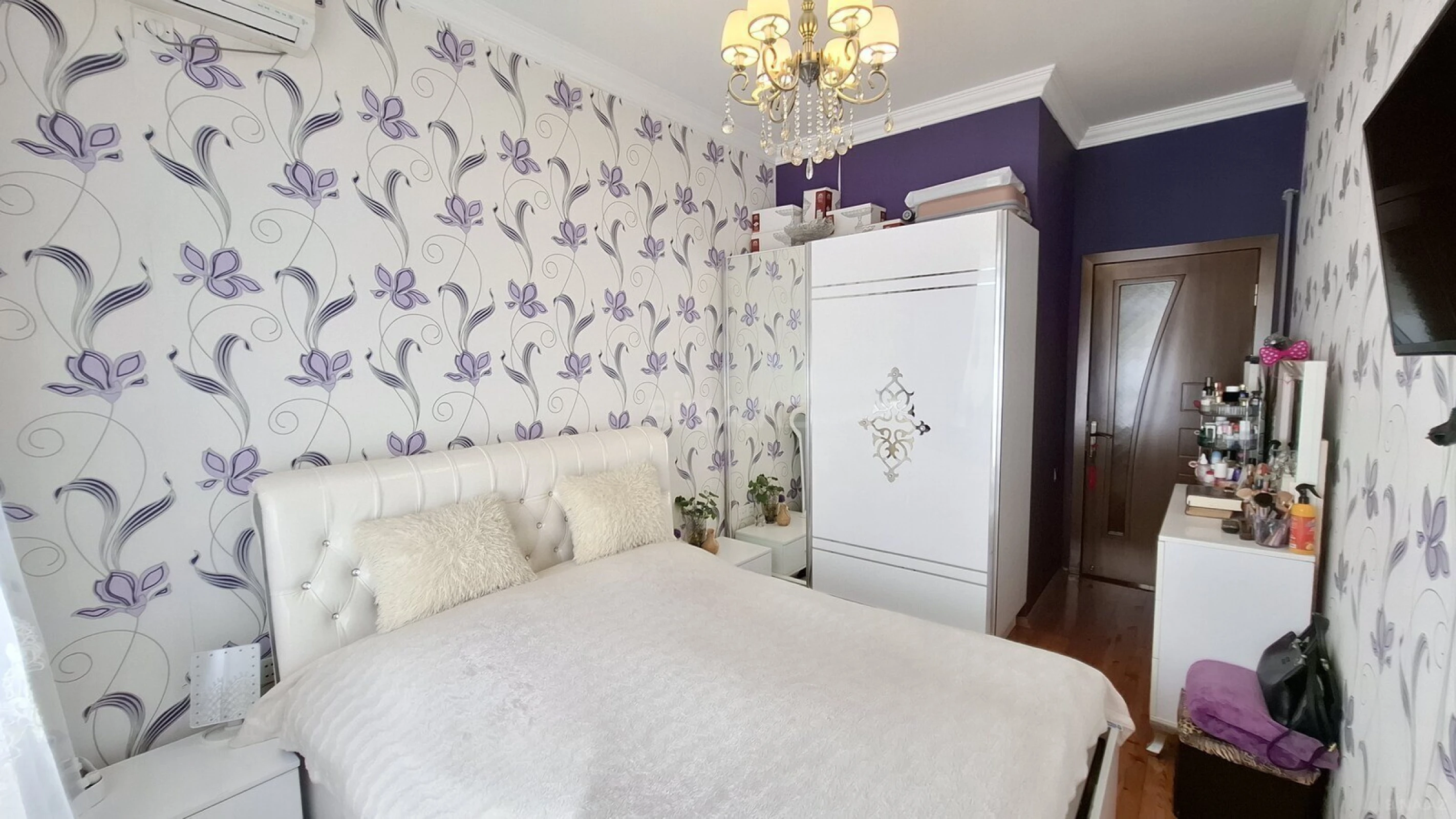 Satılır 2 otaqlı mənzil 60 m²