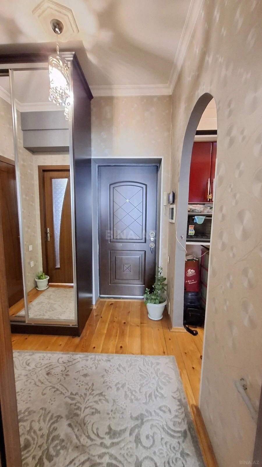 Satılır 2 otaqlı mənzil 60 m²