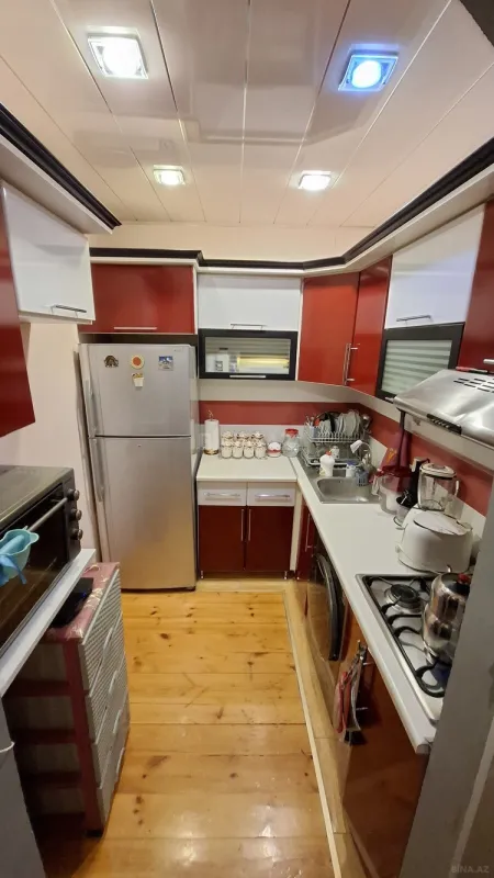 Satılır 2 otaqlı mənzil 60 m²