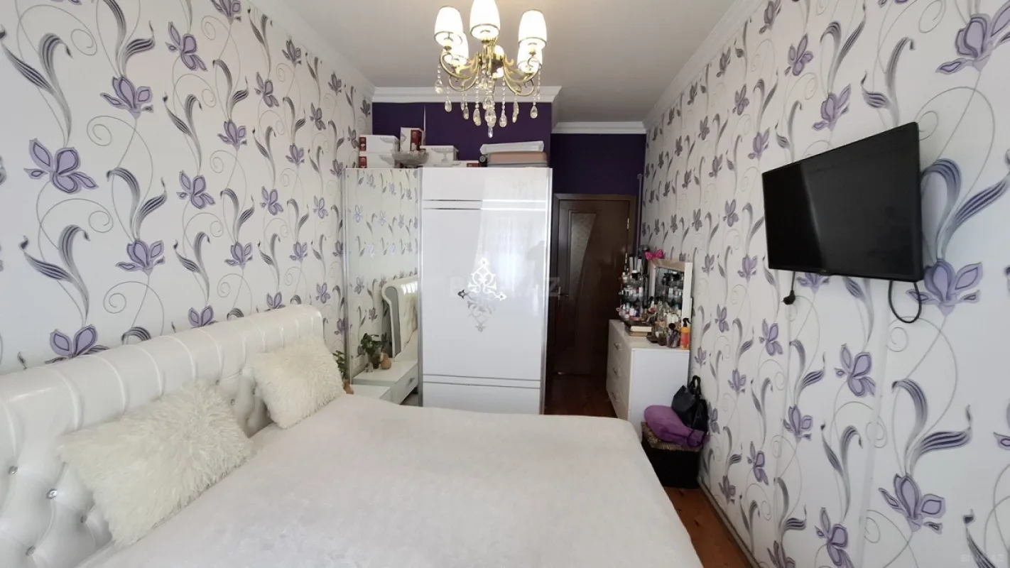 Satılır 2 otaqlı mənzil 60 m²