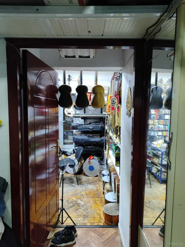 Kirayə verilir 5 otaqlı mənzil 130 m²