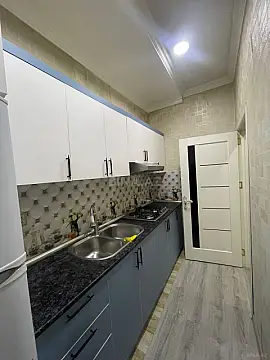 Satılır 2 otaqlı mənzil 65 m²