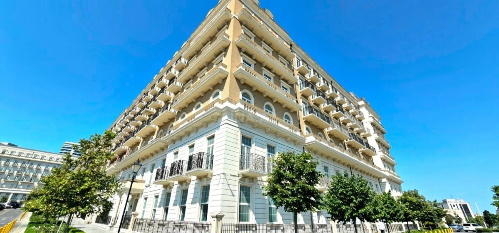 Kirayə verilir 2 otaqlı mənzil 90 m²