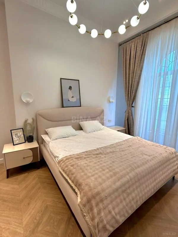Kirayə verilir 2 otaqlı mənzil 90 m²