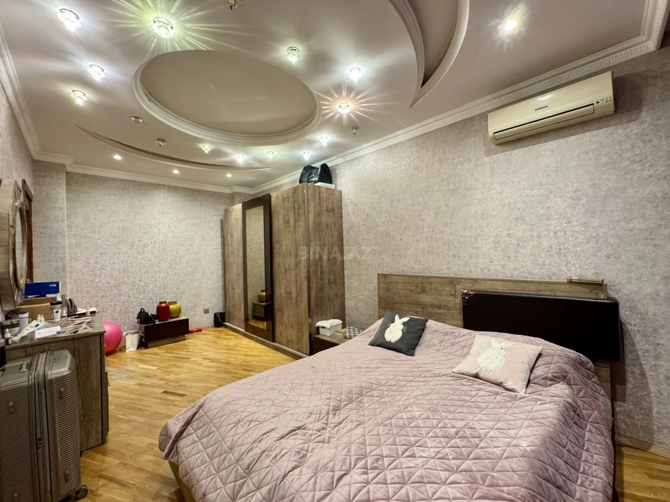 Satılır 2 otaqlı mənzil 80 m²