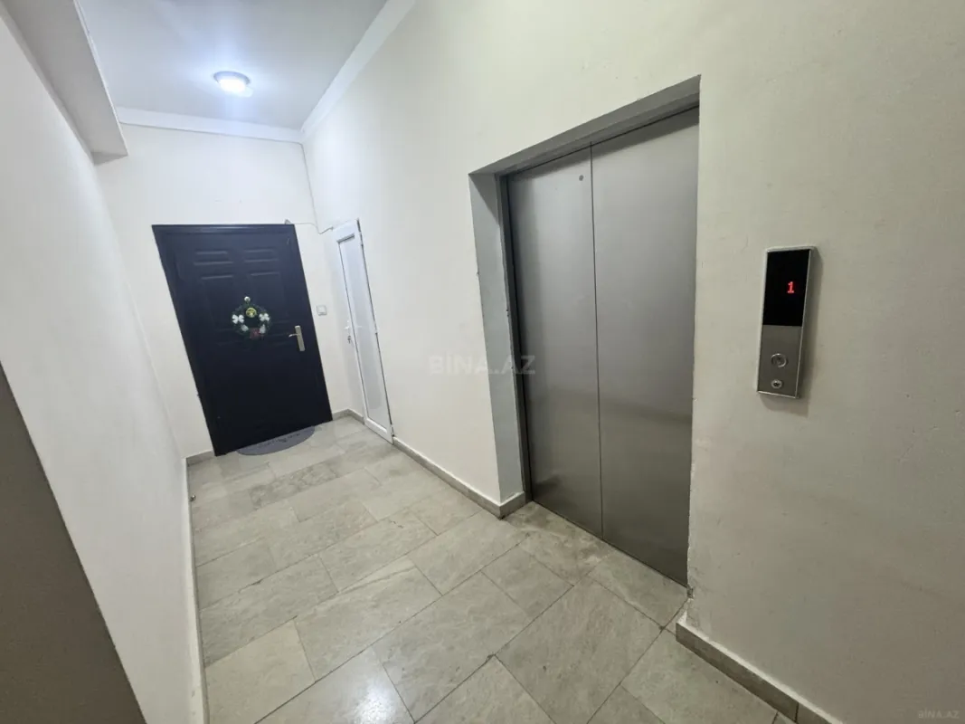 Satılır 4 otaqlı mənzil 110 m²