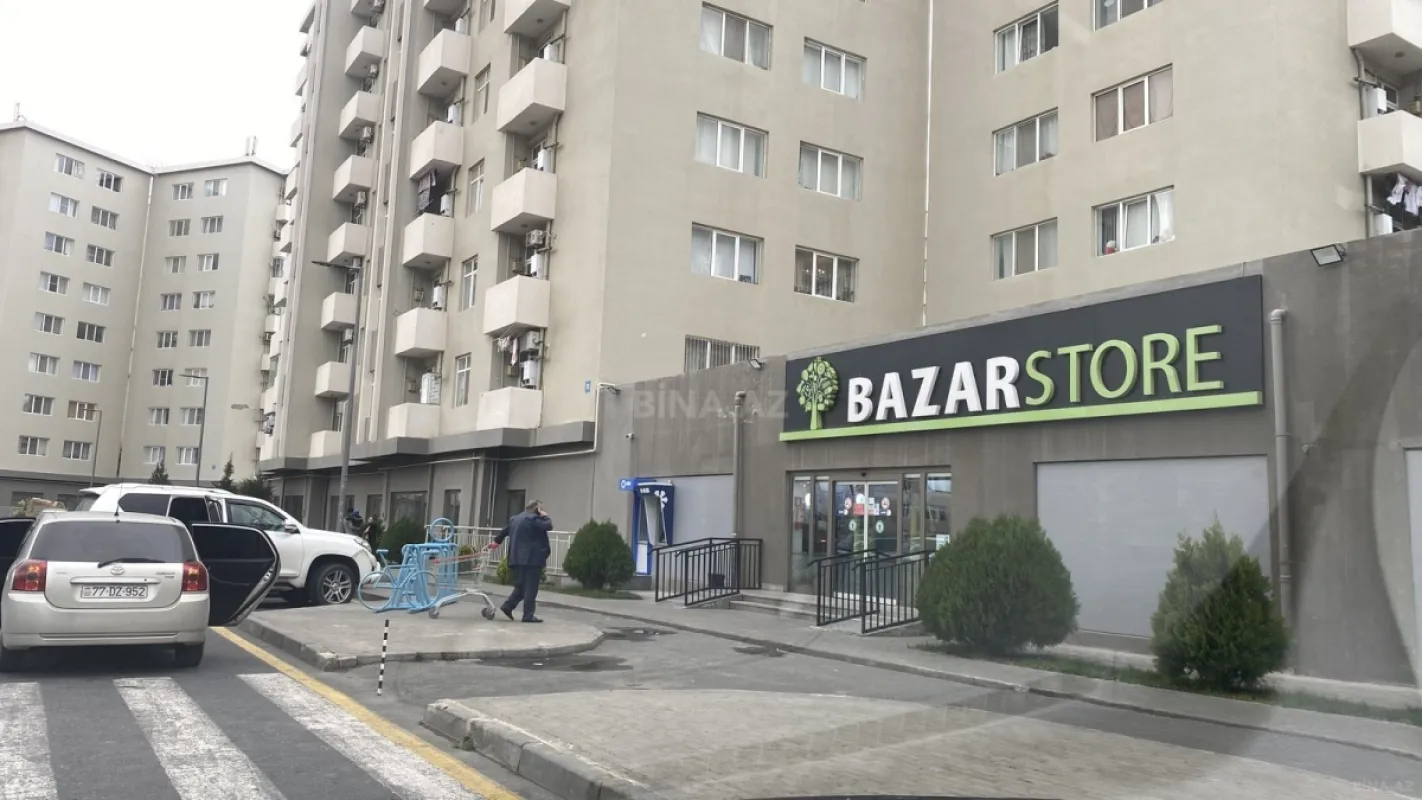 Satılır 4 otaqlı mənzil 110 m²