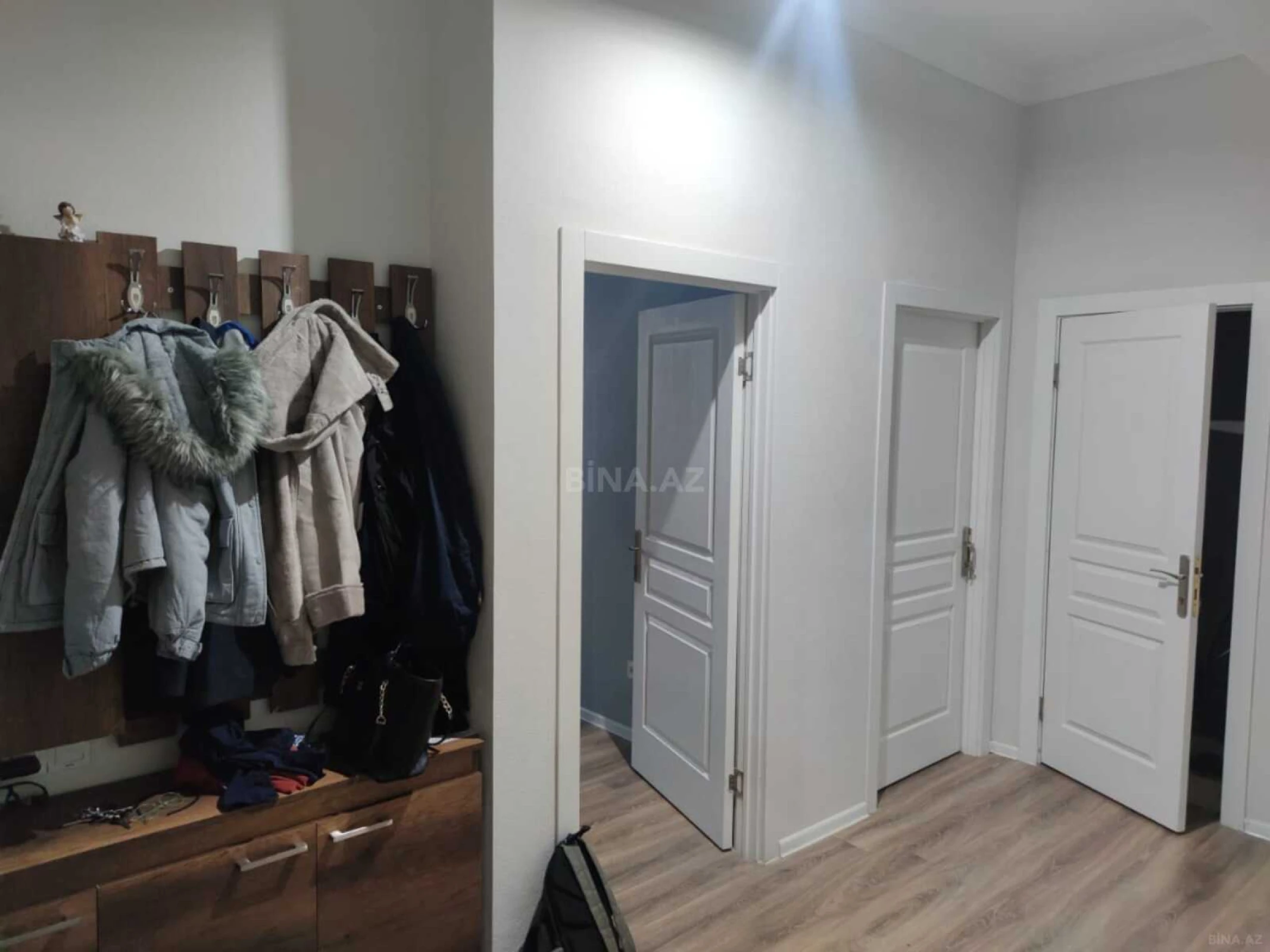 Satılır 4 otaqlı mənzil 110 m²