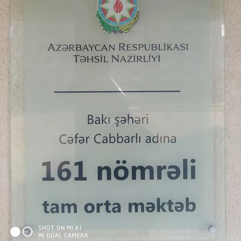 Satılır 4 otaqlı mənzil 110 m²