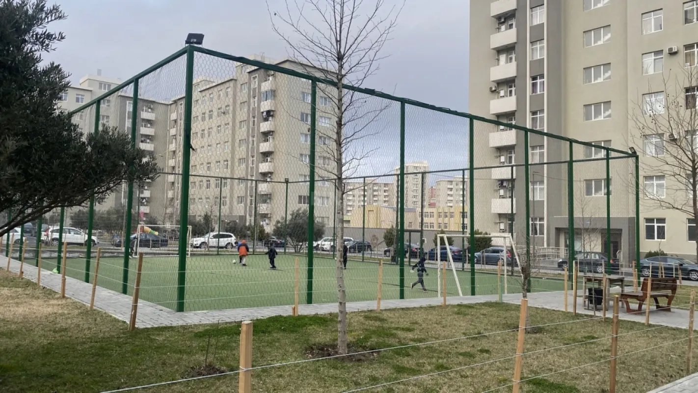 Satılır 4 otaqlı mənzil 110 m²