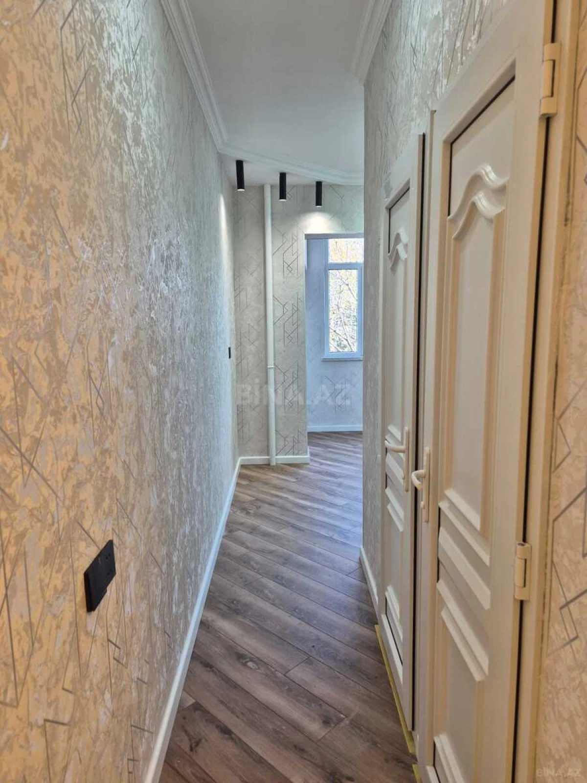 Satılır 3 otaqlı mənzil 90 m²