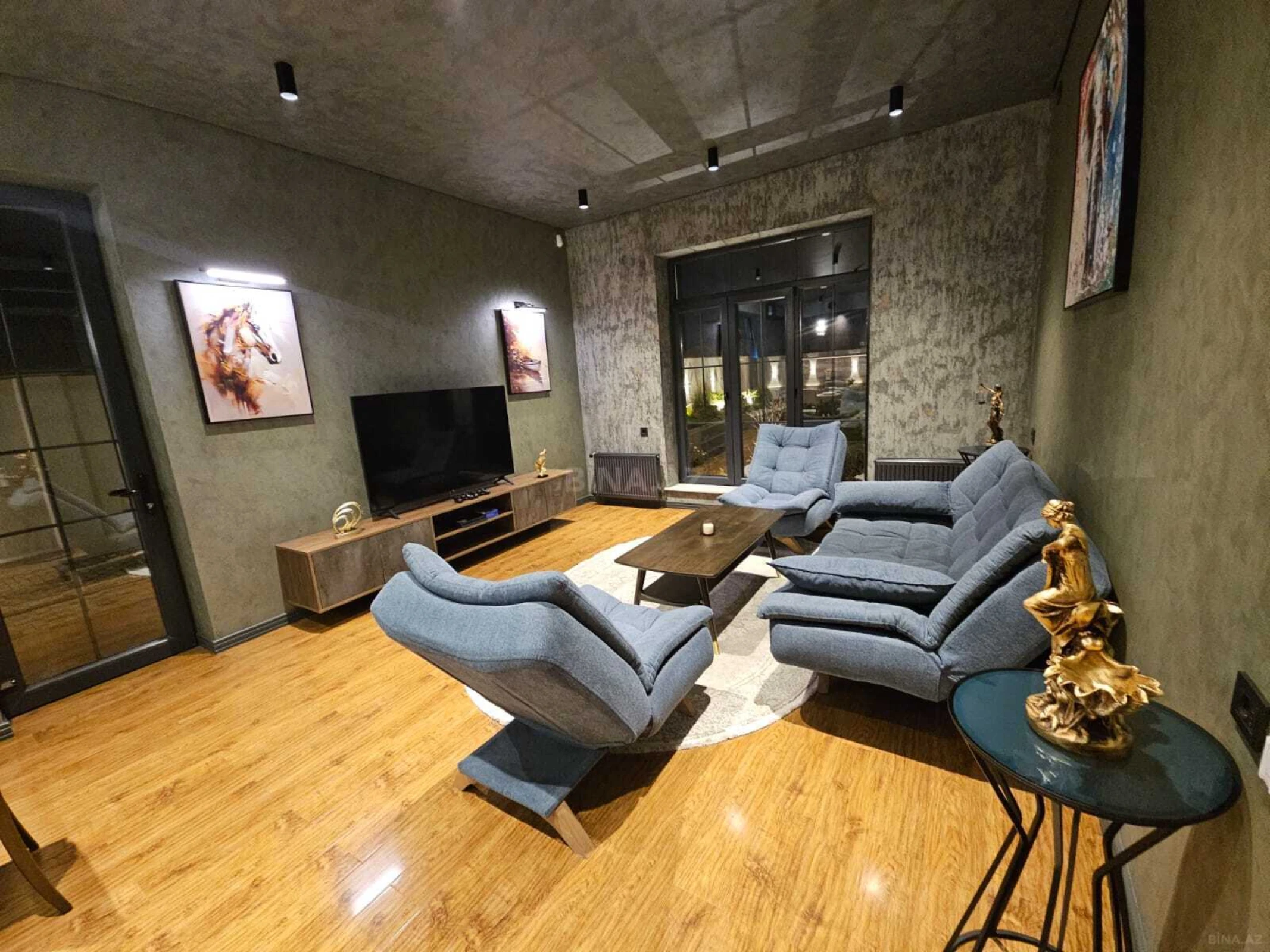 Kirayə verilir 5 otaqlı həyət evi 360 m²