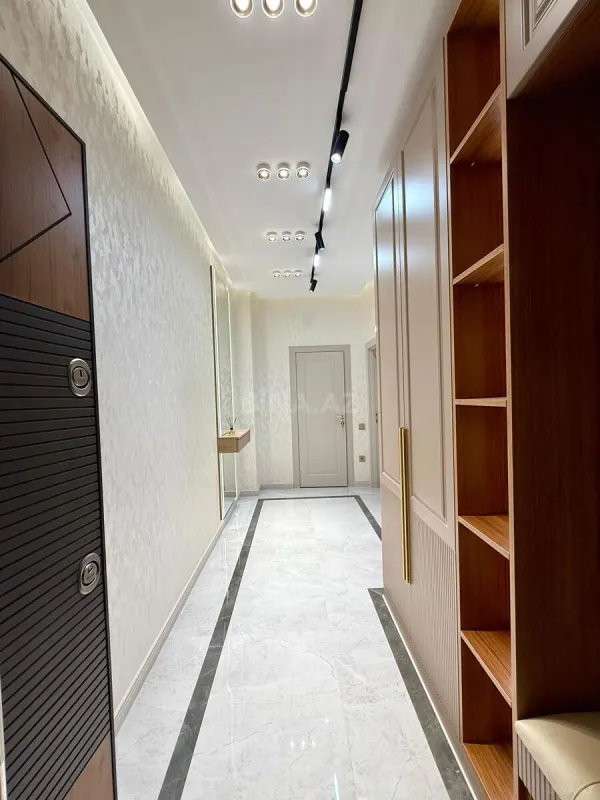 Satılır 2 otaqlı mənzil 53 m²
