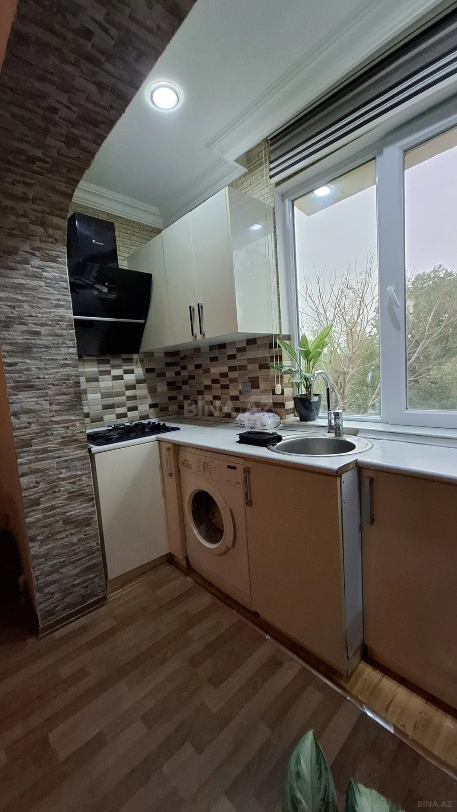 Satılır 2 otaqlı mənzil 55 m²
