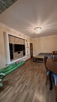 Satılır 2 otaqlı mənzil 55 m²