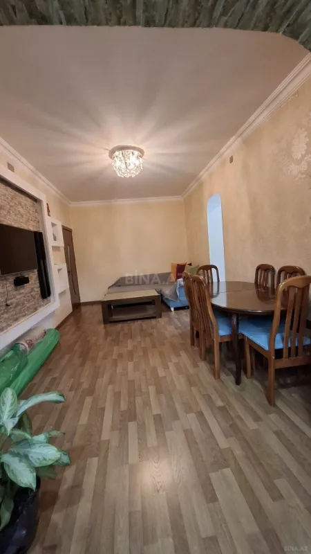 Satılır 2 otaqlı mənzil 55 m²