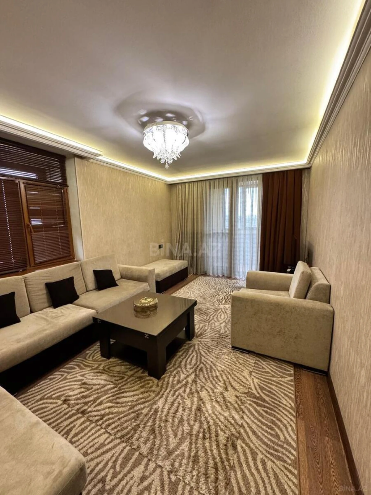 Satılır 2 otaqlı mənzil 65 m²