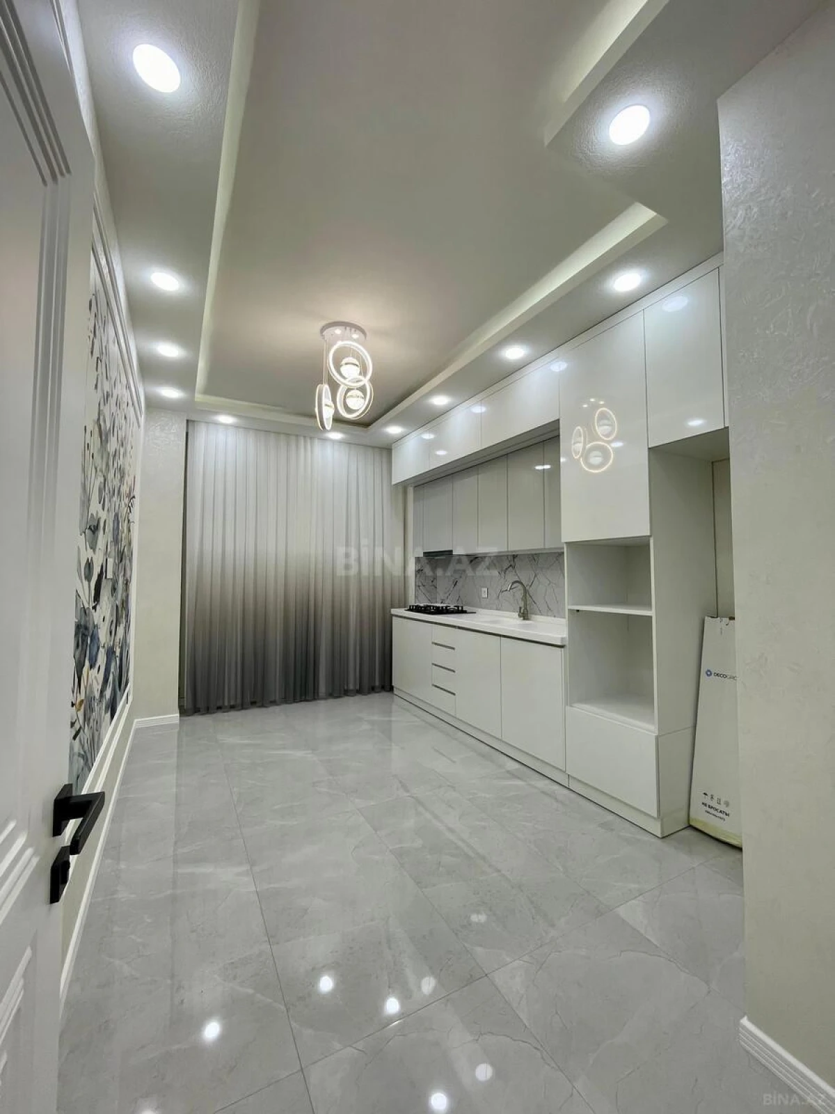 Satılır 3 otaqlı mənzil 100 m²
