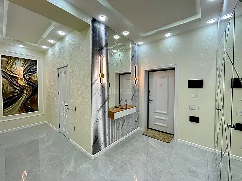 Satılır 3 otaqlı mənzil 100 m² — Bakı 3 otaq 100.00 m²