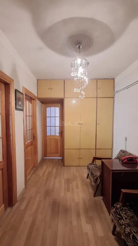 Satılır 3 otaqlı mənzil 70 m²