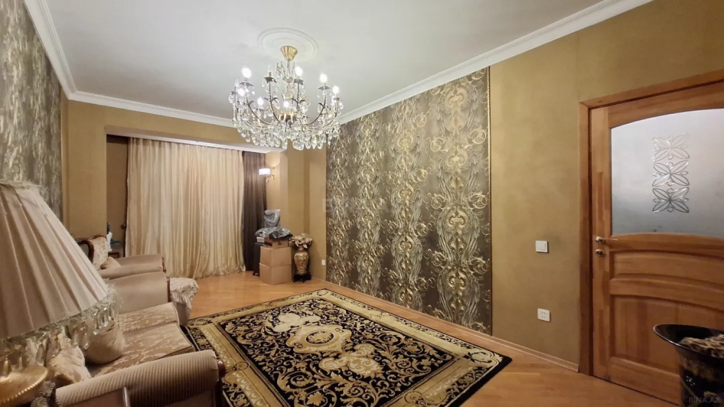 Satılır 3 otaqlı mənzil 90 m²