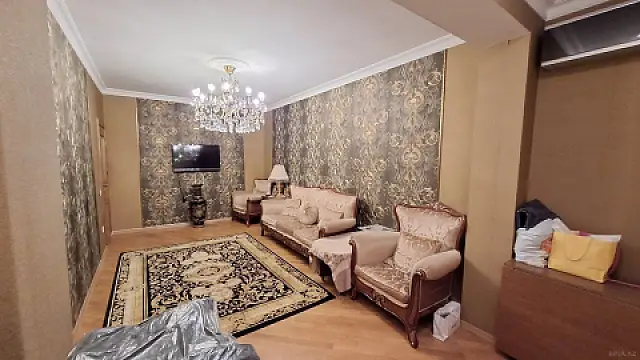 Satılır 3 otaqlı mənzil 90 m²