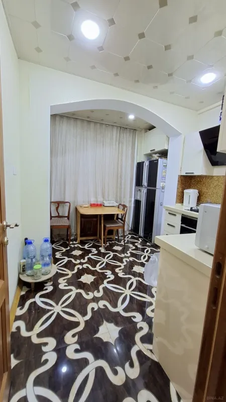 Satılır 3 otaqlı mənzil 90 m²