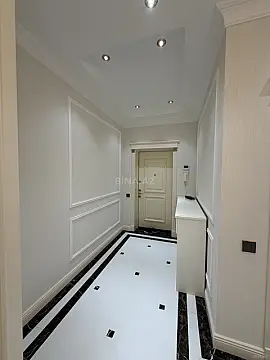 Satılır 3 otaqlı mənzil 142 m²