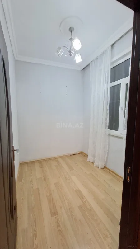 Satılır 3 otaqlı mənzil 55 m²