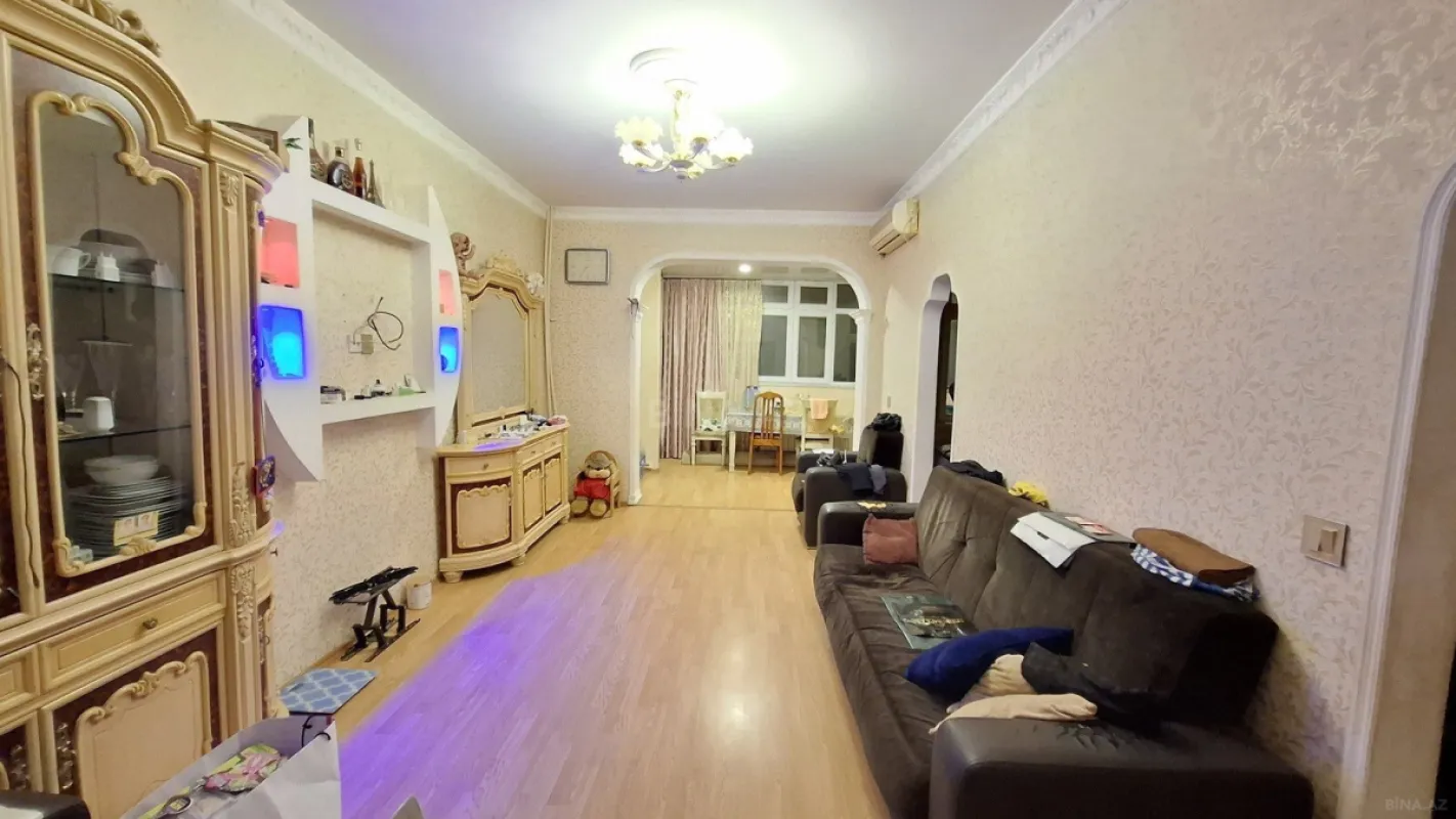 Satılır 3 otaqlı mənzil 67 m²