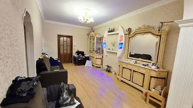 Satılır 3 otaqlı mənzil 67 m²