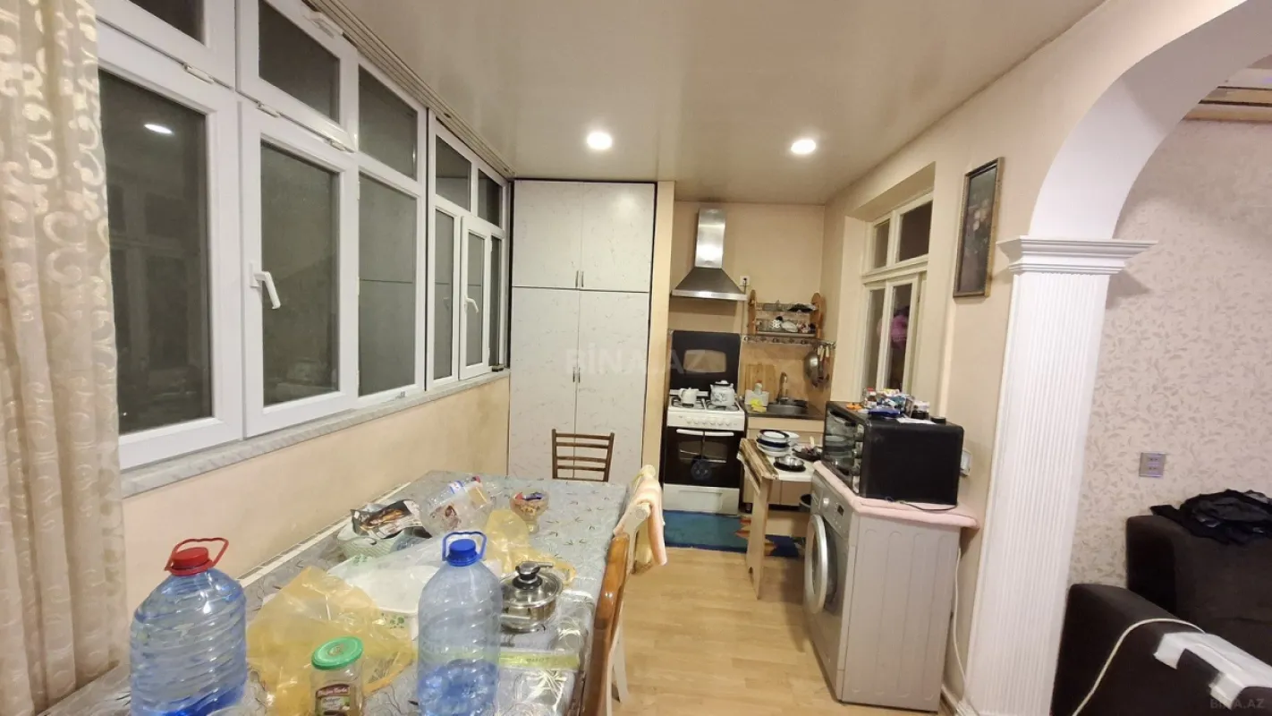 Satılır 3 otaqlı mənzil 67 m²