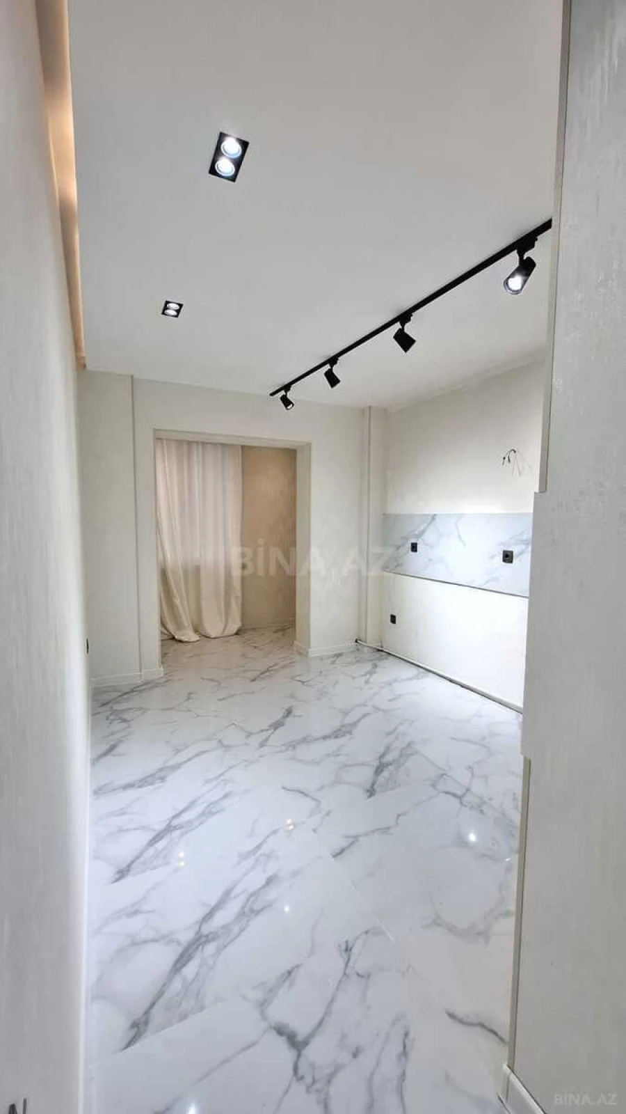 Satılır 3 otaqlı mənzil 75 m²