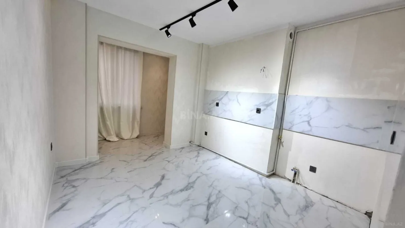 Satılır 3 otaqlı mənzil 75 m²