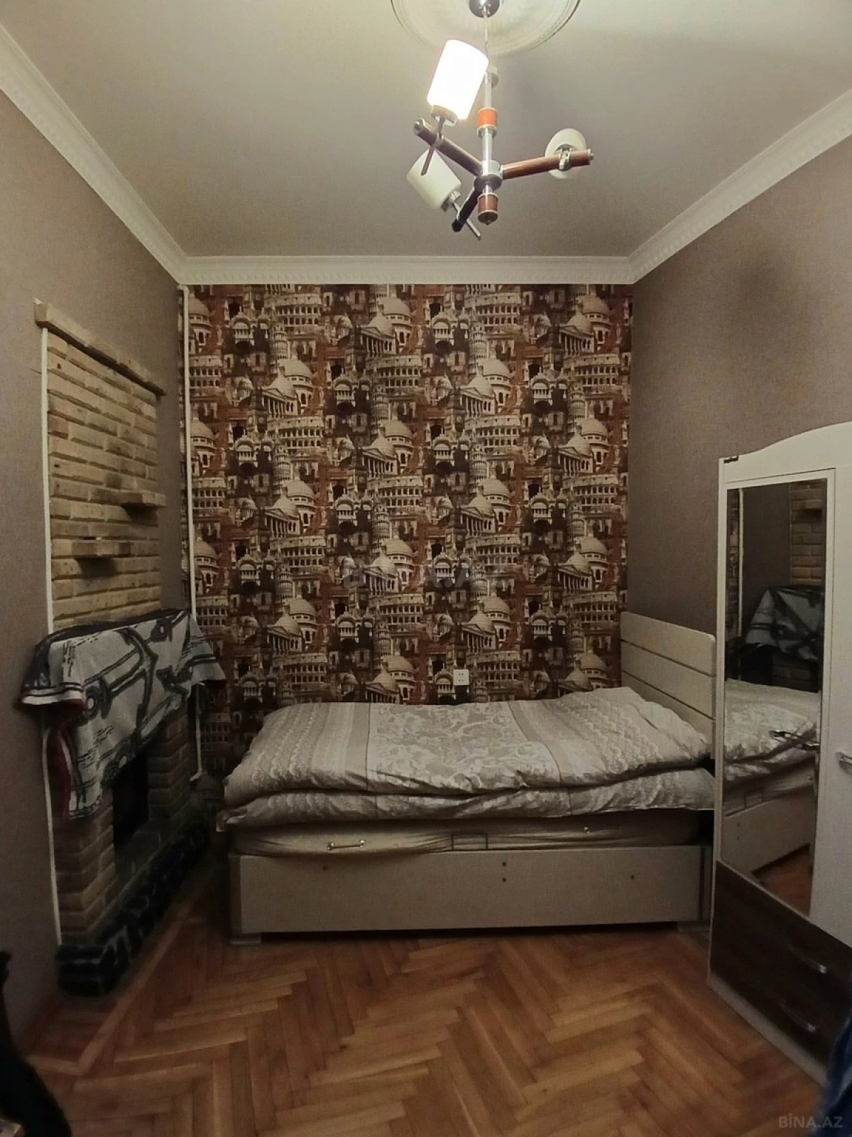 Satılır 3 otaqlı mənzil 102 m²