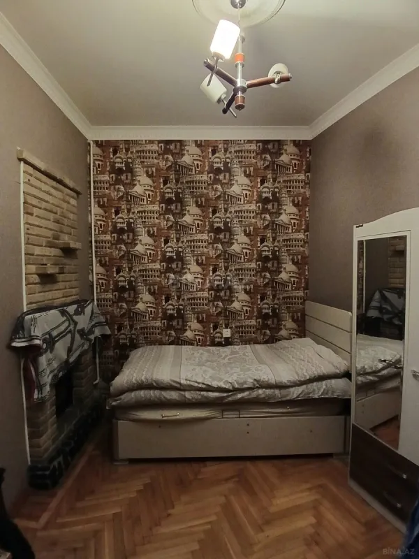 Satılır 3 otaqlı mənzil 102 m²