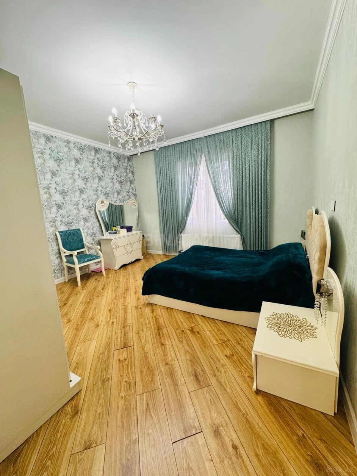 Satılır 4 otaqlı həyət evi 147 m²