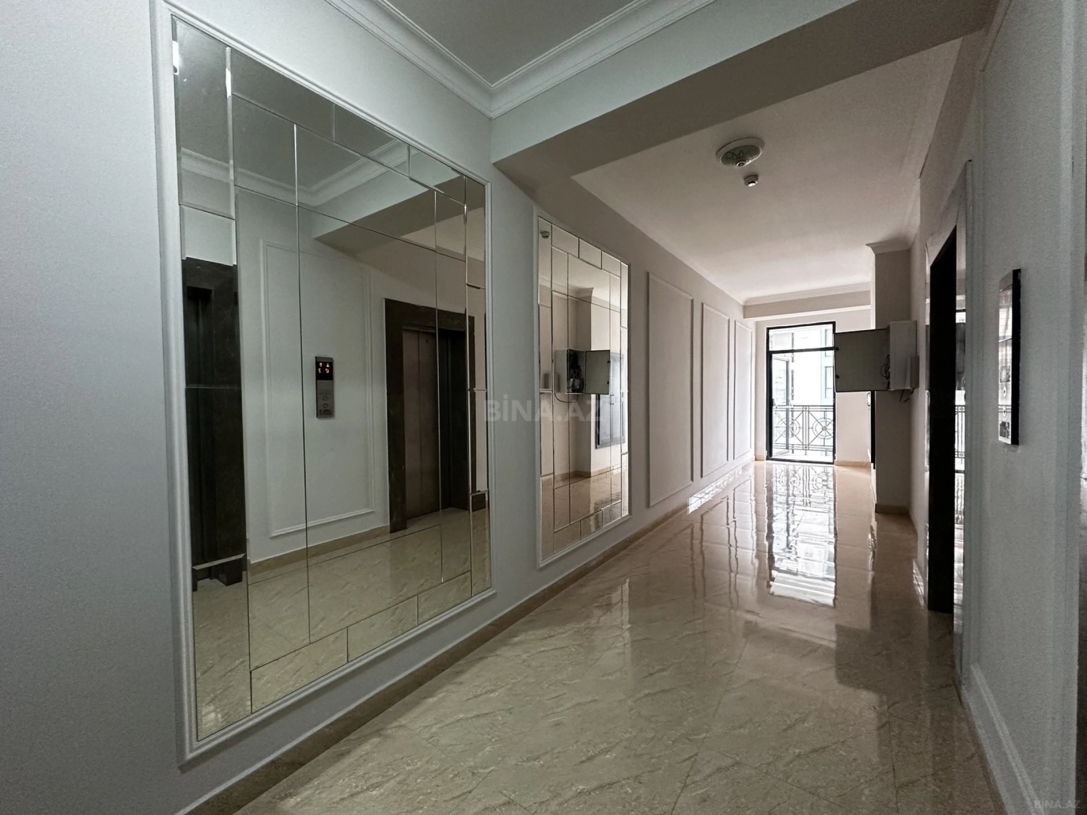 Satılır 3 otaqlı mənzil 60 m²