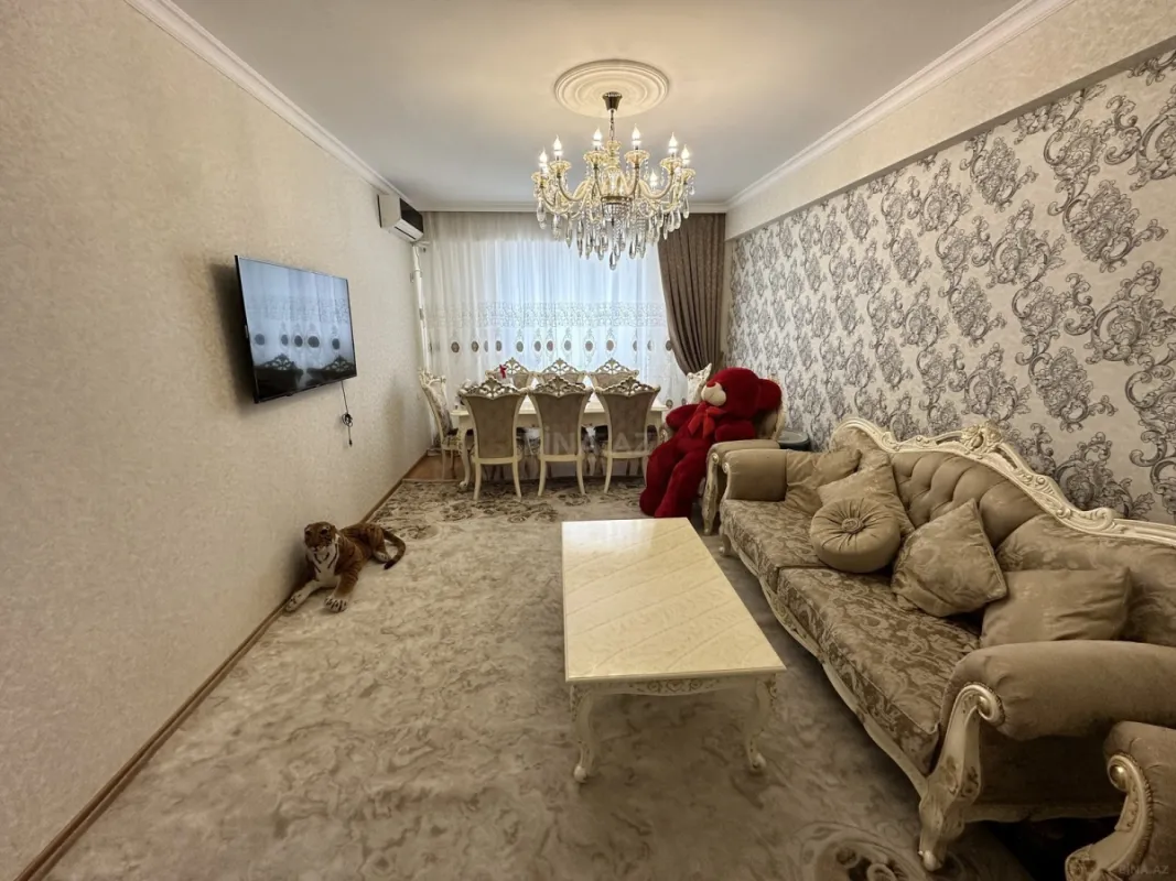 Satılır 2 otaqlı mənzil 70 m²
