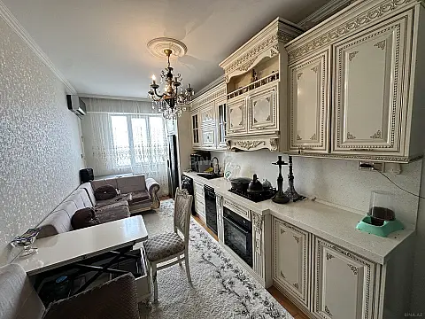 Satılır 2 otaqlı mənzil 70 m²