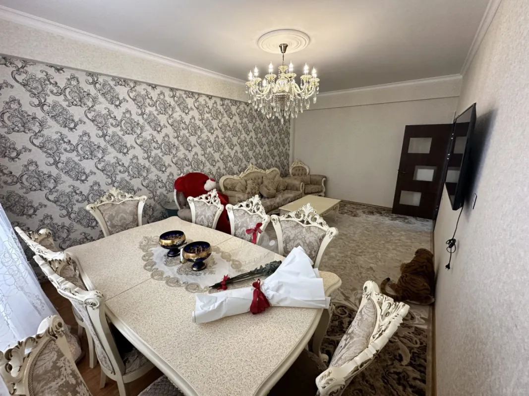 Satılır 2 otaqlı mənzil 70 m²