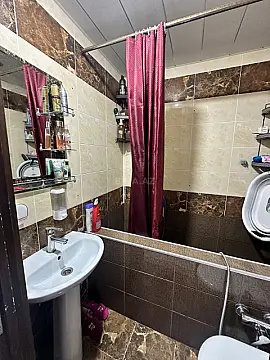 Satılır 2 otaqlı mənzil 70 m²