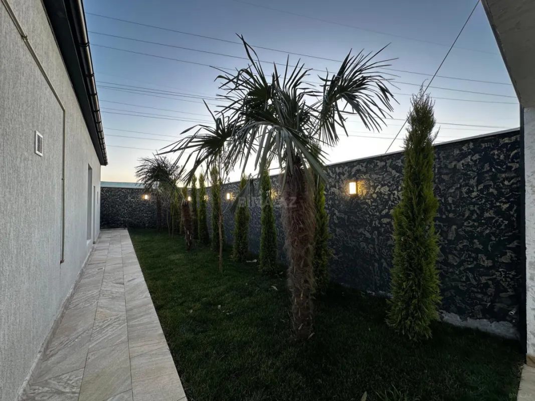 Satılır 4 otaqlı həyət evi 160 m²