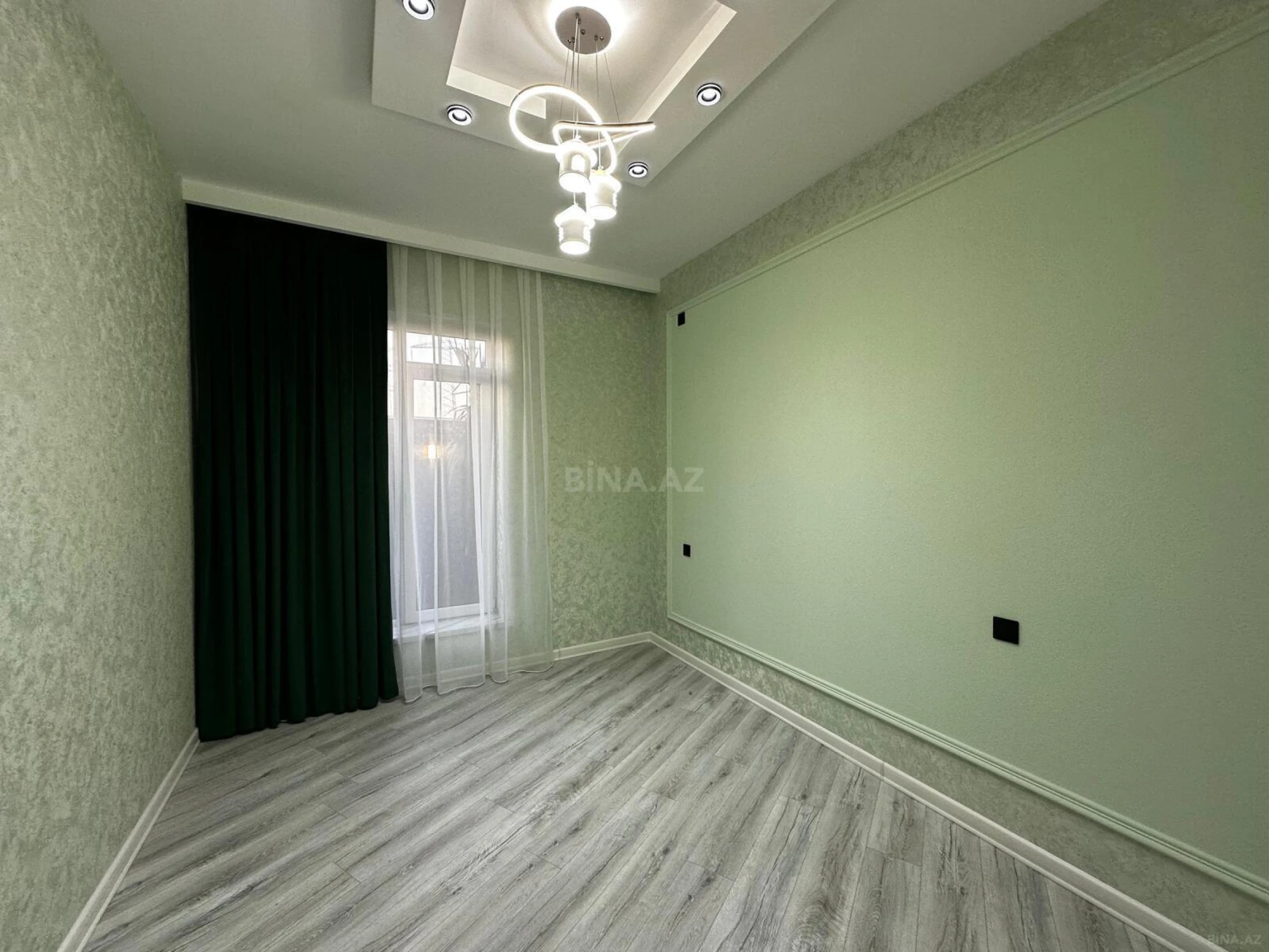 Satılır 4 otaqlı həyət evi 160 m²