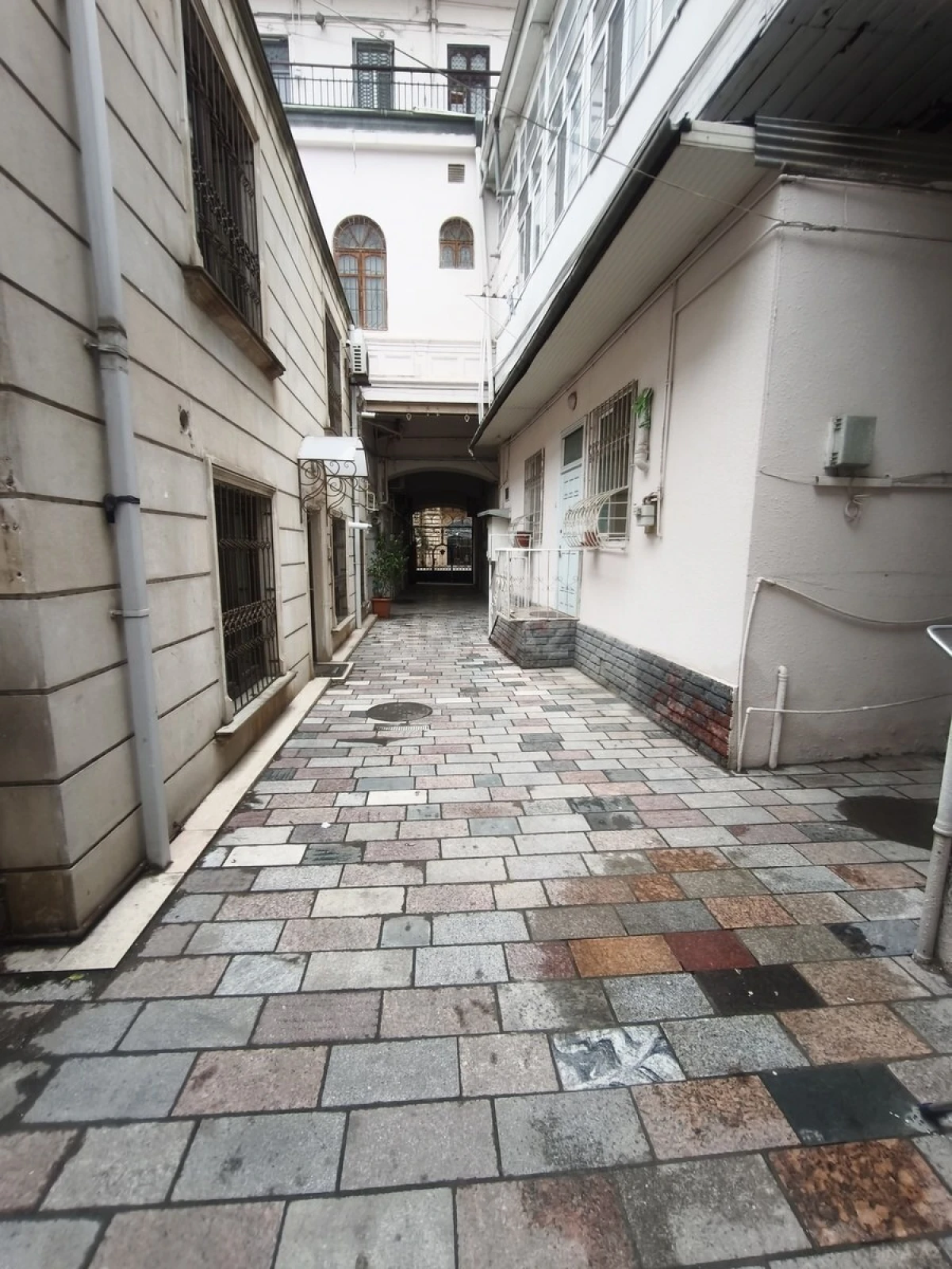 Satılır 2 otaqlı mənzil 54 m²