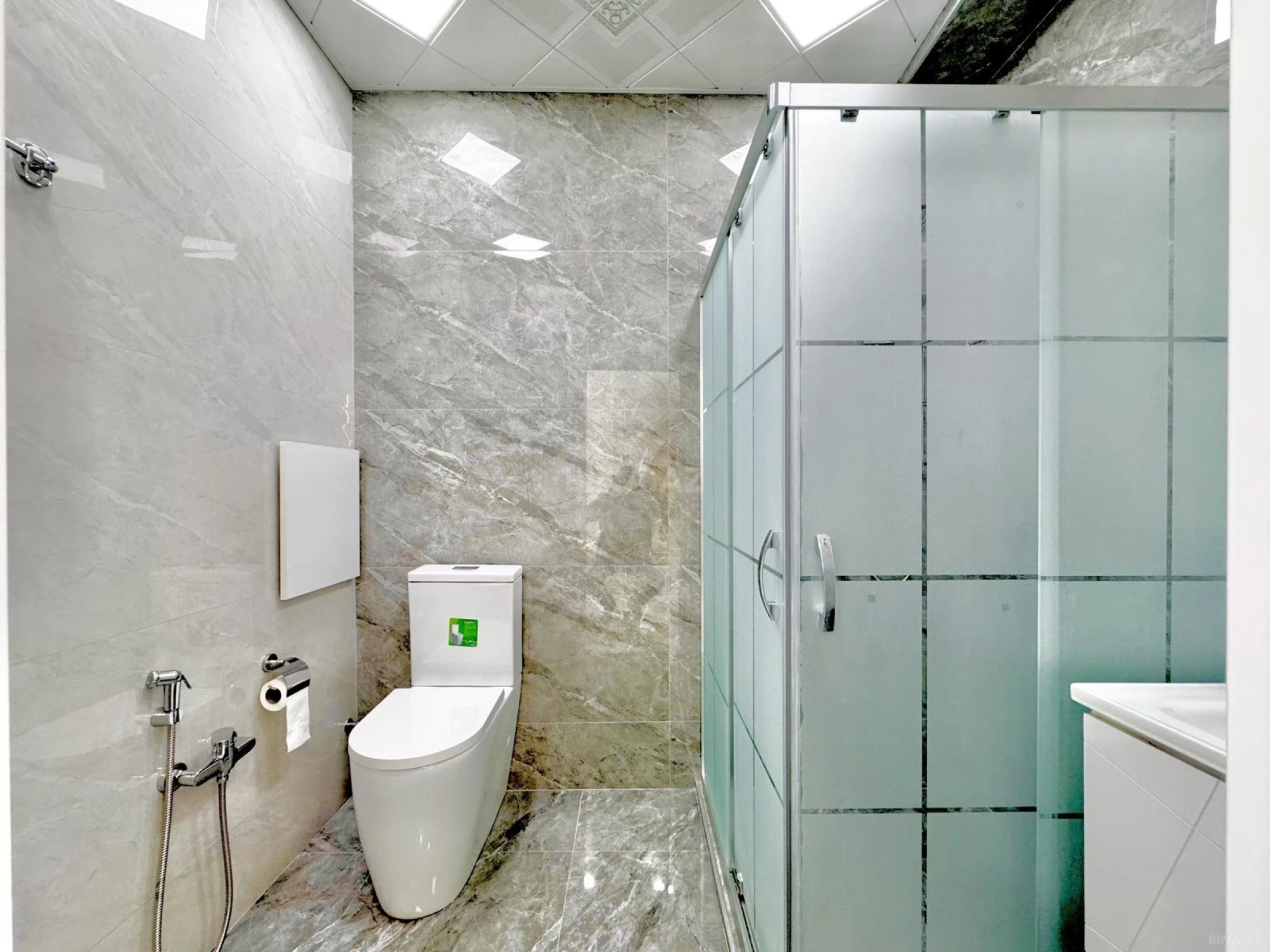 Satılır 3 otaqlı mənzil 95 m²