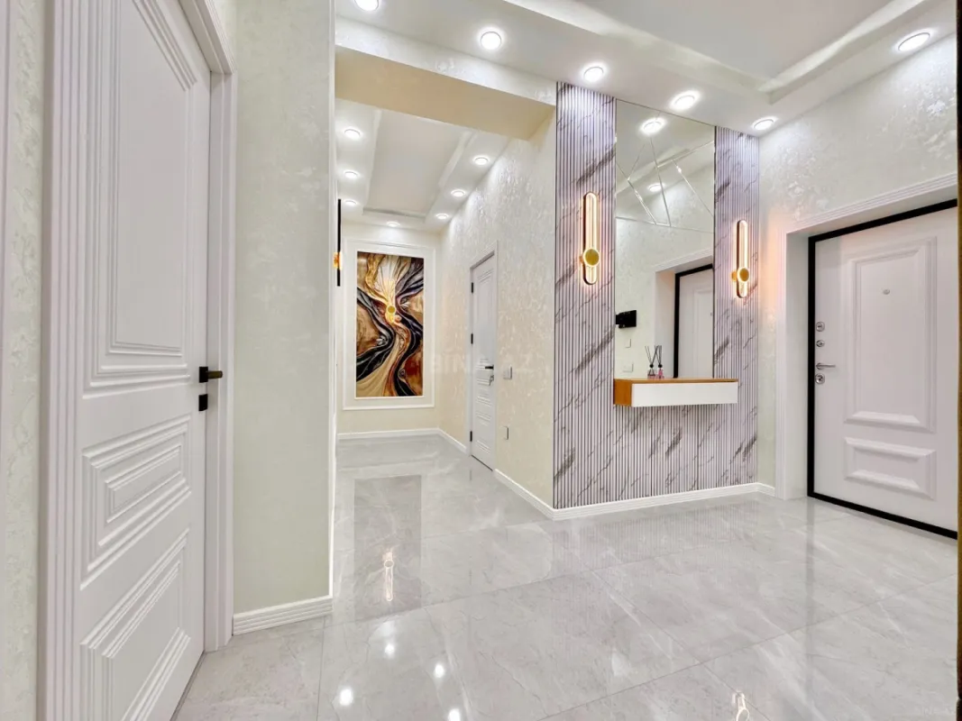 Satılır 3 otaqlı mənzil 95 m²