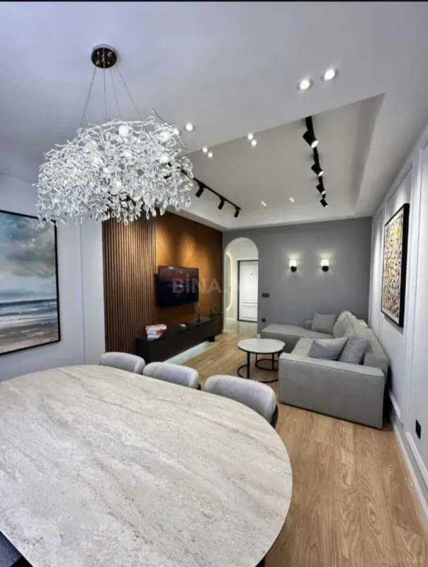 Satılır 2 otaqlı mənzil 75 m²