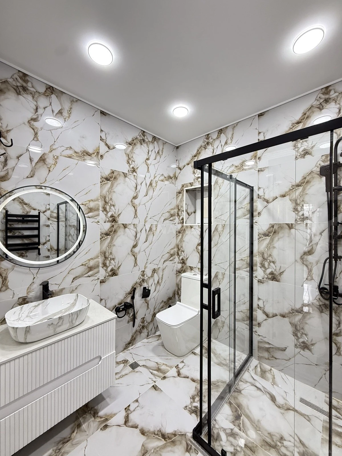 Satılır 4 otaqlı həyət evi 160 m²